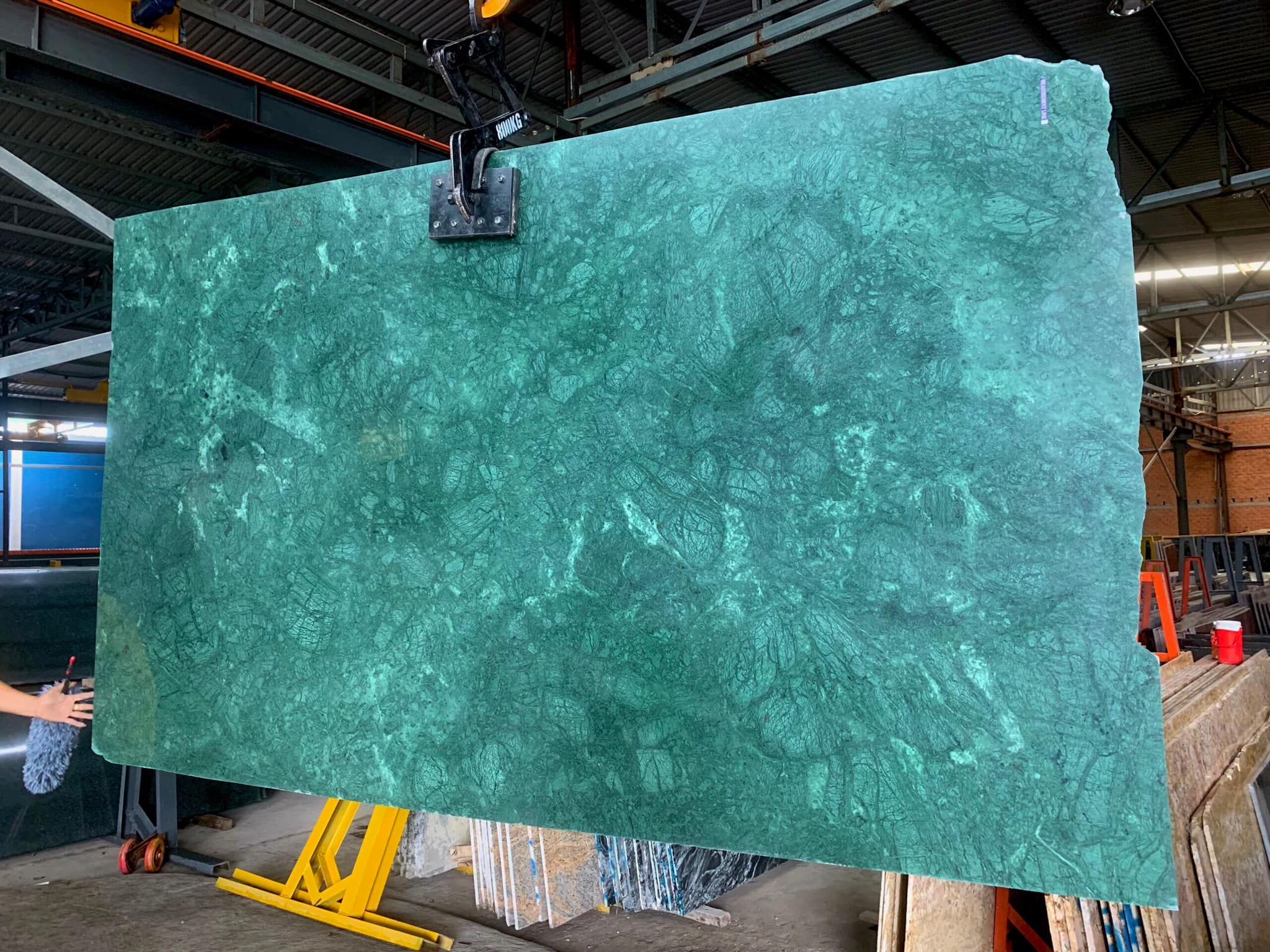 Đá Granite Xanh Napoli – Chọn Đúng Mệnh, Nhận Đủ Lộc