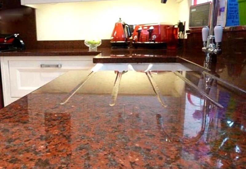 Bàn bếp granite alaska red