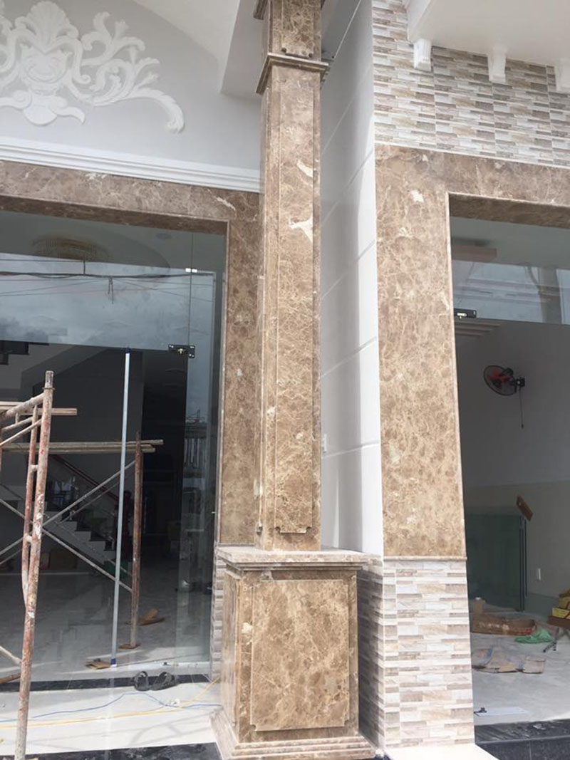 Mặt tiền đá granite màu nâu