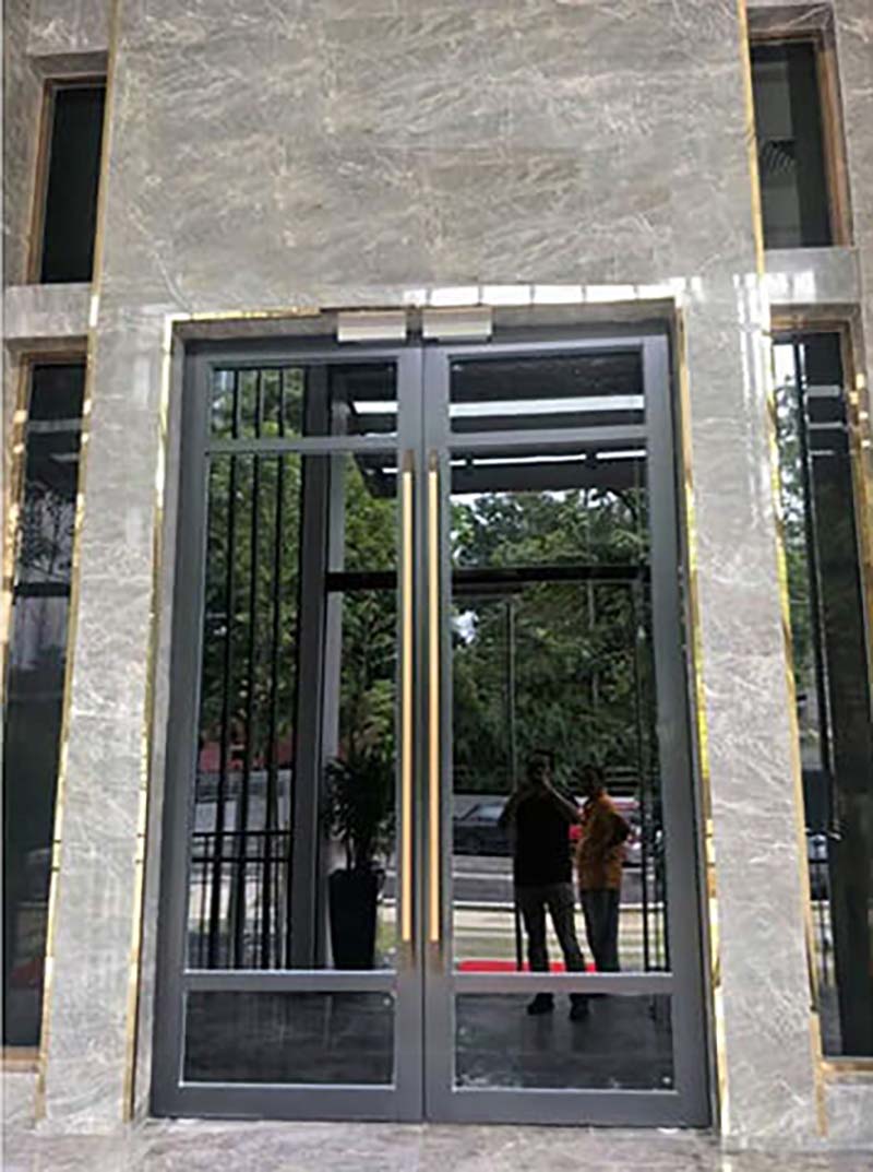 Đá marble grey light emperador mặt tiền