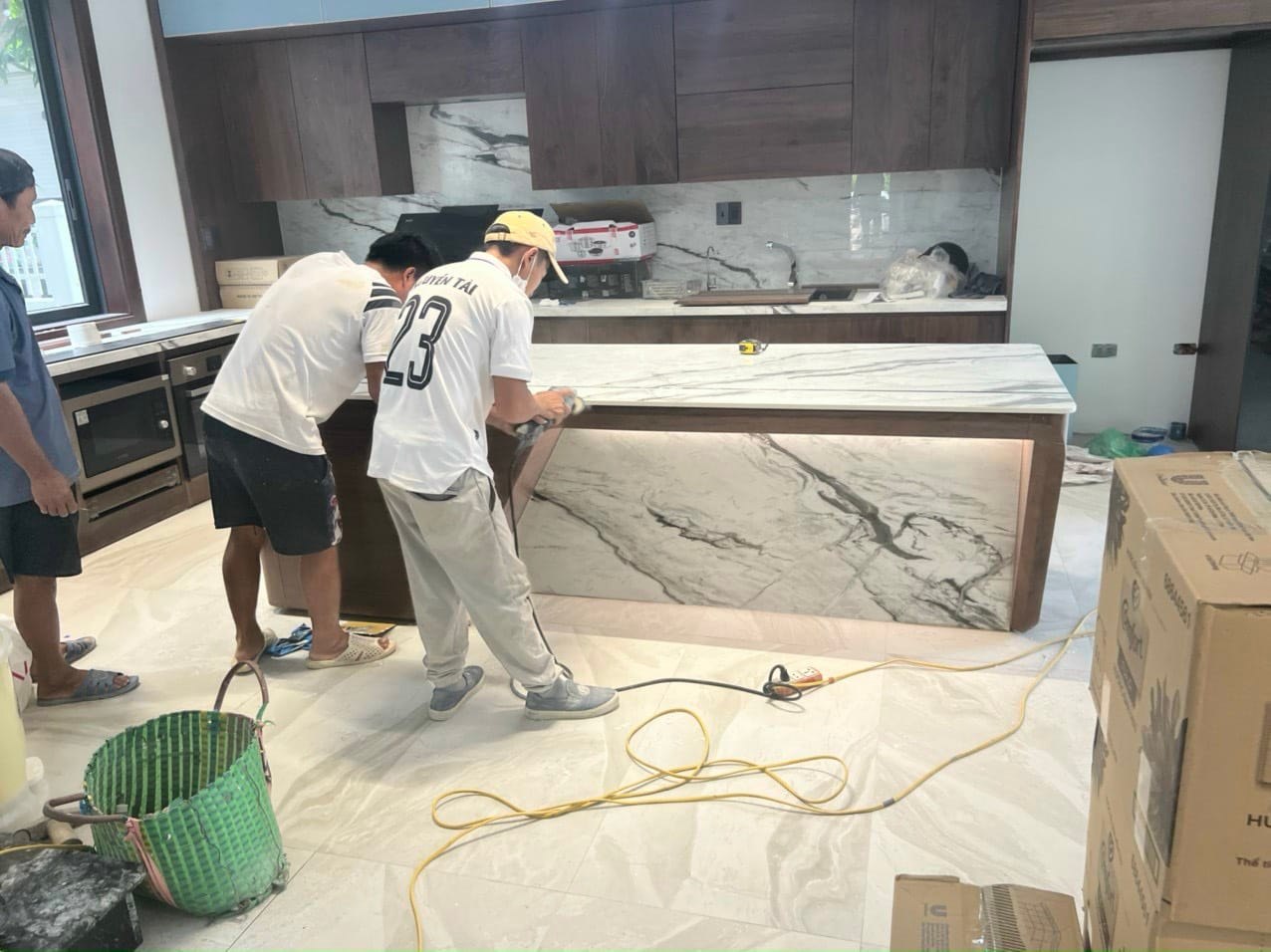 Giá Đá Lamar Modern Statuario Ốp Bàn Bếp, Quầy Bar, Mặt Tủ Gỗ