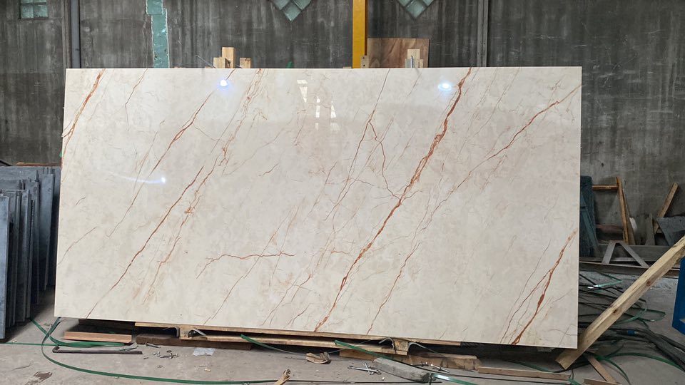 Thi Công Cầu Thang Đá Marble Rosa Light – Tinh Tế Từ Mọi Góc Nhìn