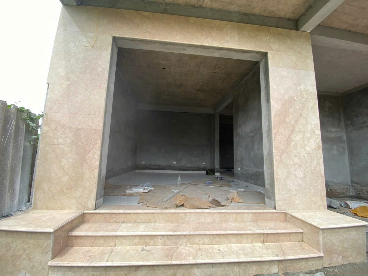 Đá Marble Rosa Light Ốp Mặt Tiền – Vẻ Đẹp Tự Nhiên Thu Hút Mọi Ánh Nhìn