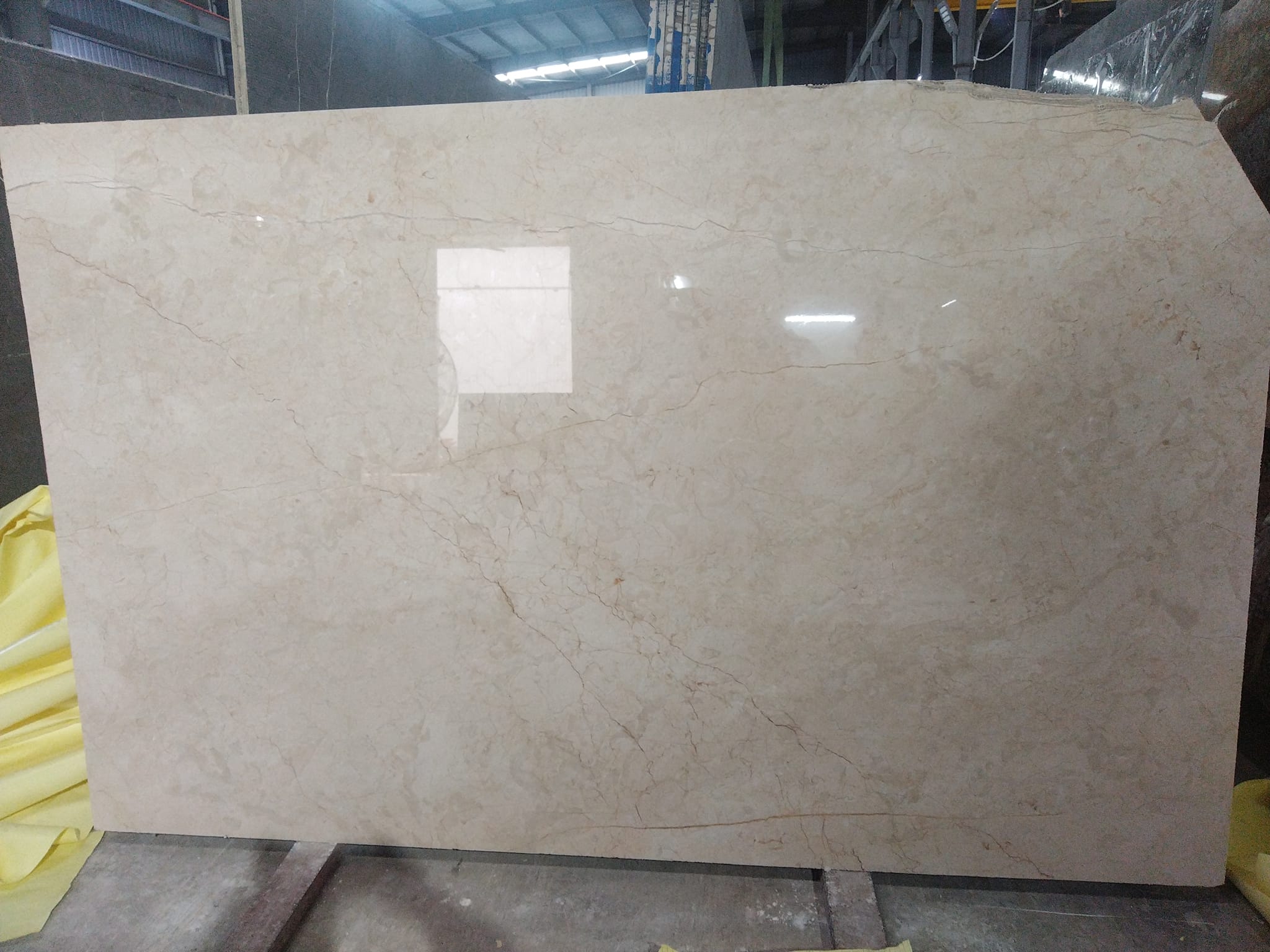 Ốp Bếp Bằng Đá Marble Rosa Light – Vẻ Đẹp Nhẹ Nhàng, Dễ Vệ Sinh