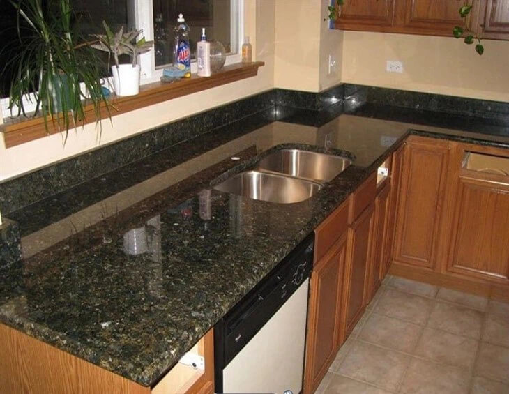 Mặt bàn bếp đá granite xanh bướm