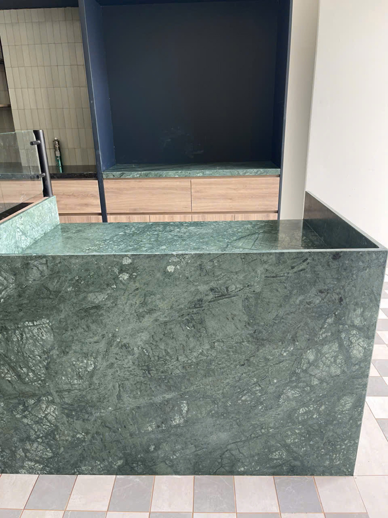 Quầy bếp đá hoa cương