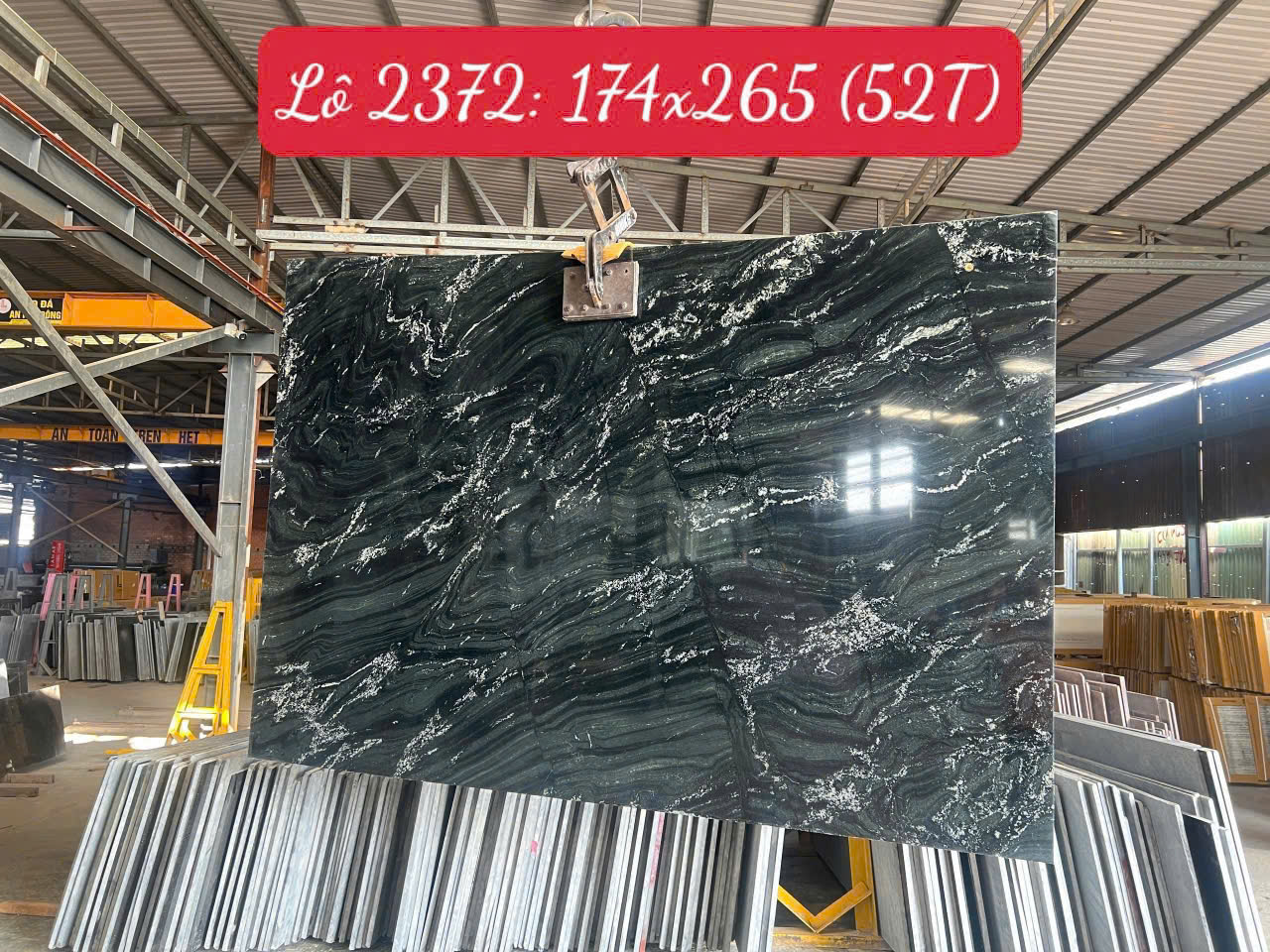 đá hoa cương trọng hợp